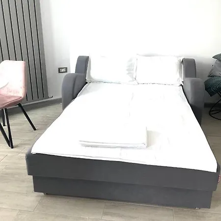 Nicolas By Alezzi Apartament *